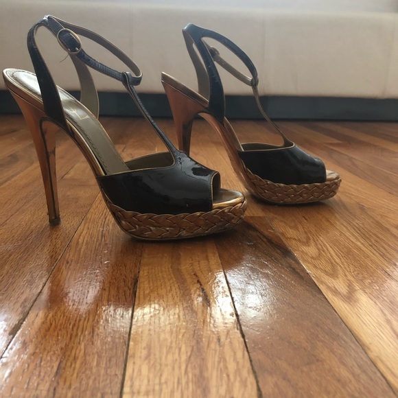 Shoes - Picture 2 of 3